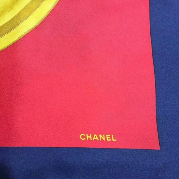 auth CHANEL gold CC logo SILK SCARF red $650 navy - Picture 4 of 5